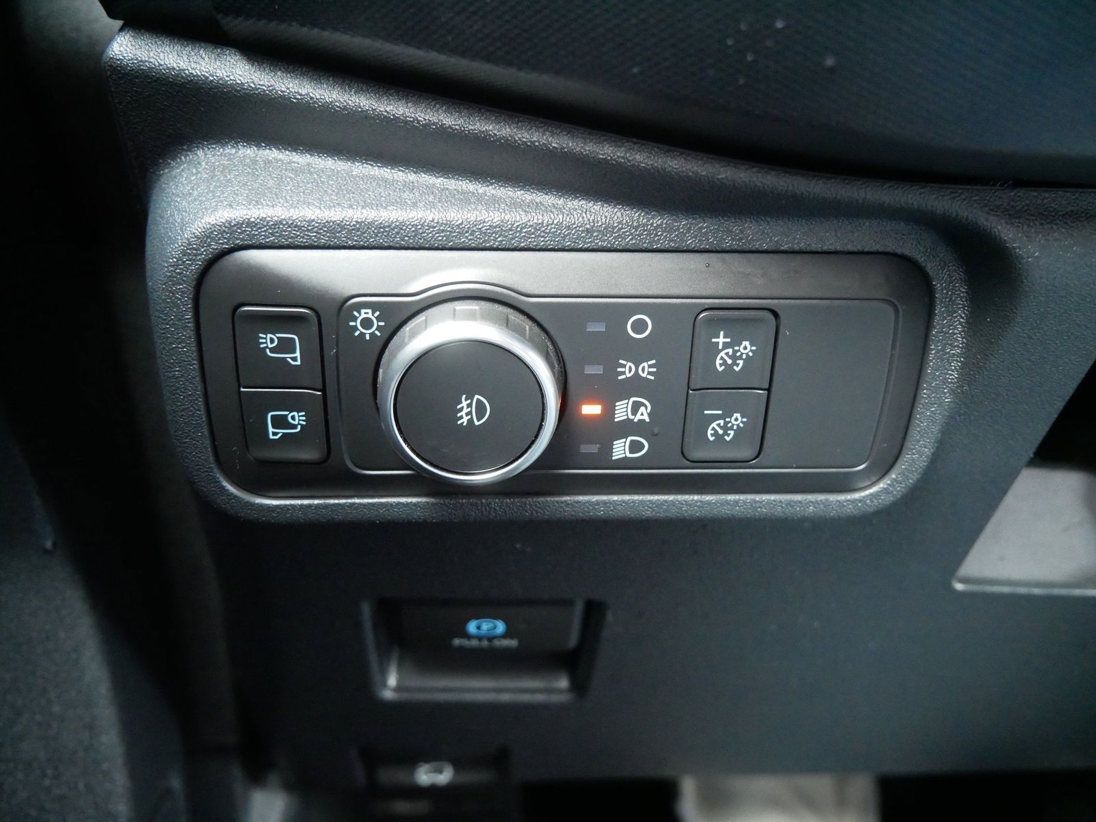 Thumbnail: 2022 Ford Bronco - 28