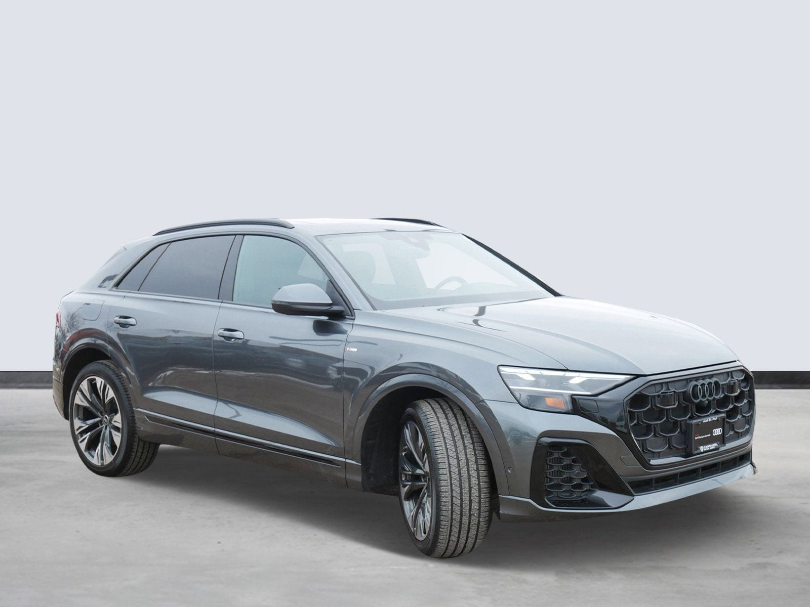 Thumbnail: 2025 Audi Q8 - 6