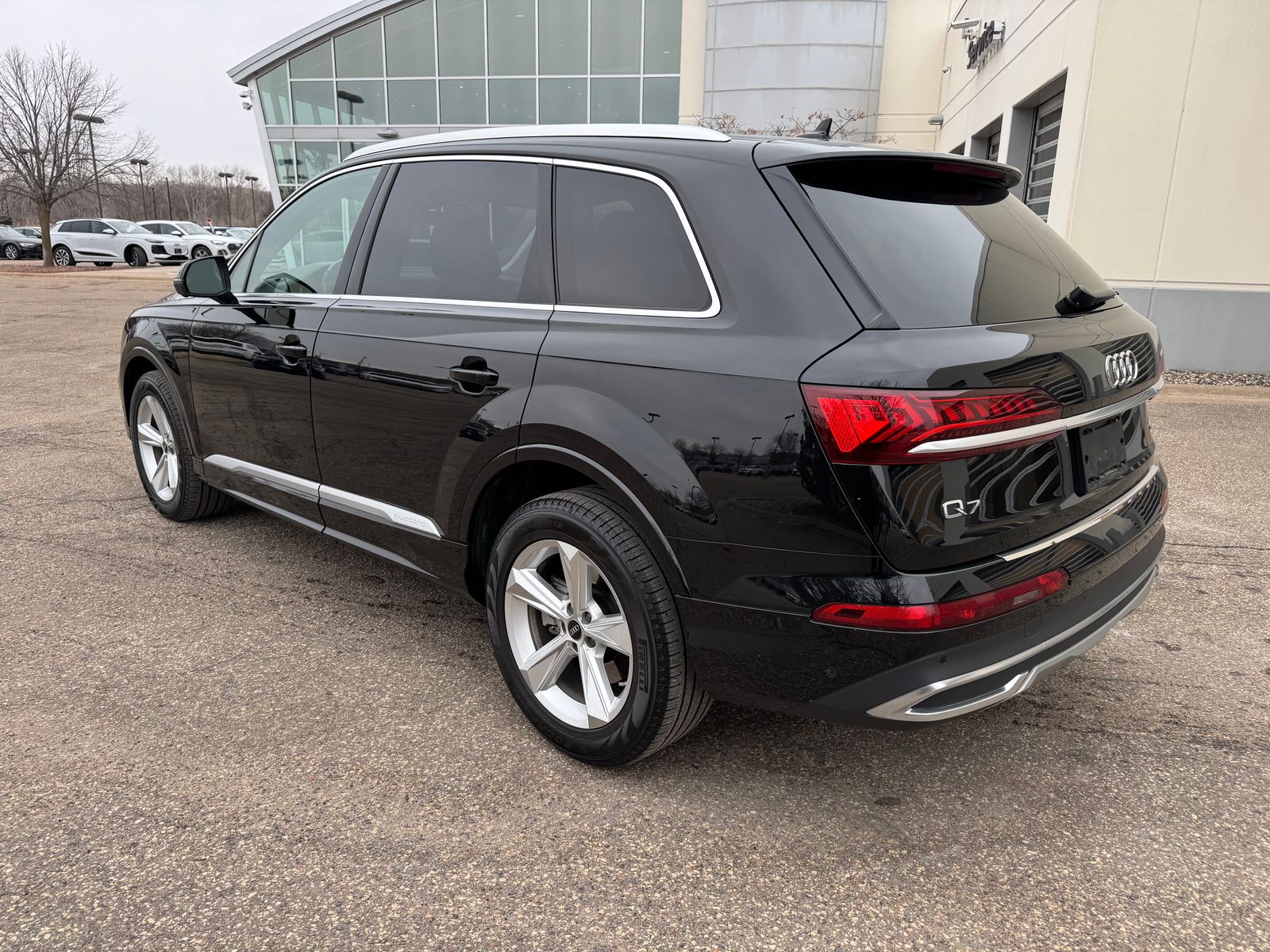 Thumbnail: 2023 Audi Q7 - 4