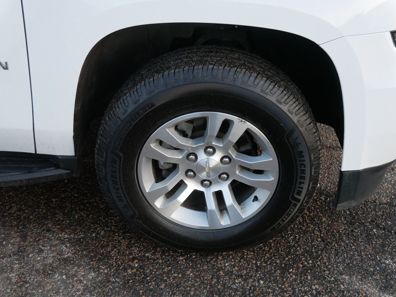 Thumbnail: 2019 Chevrolet Suburban - 7