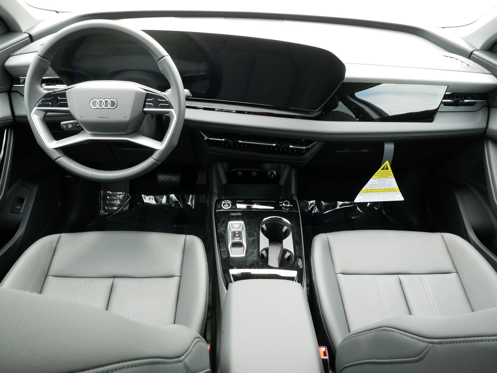 Thumbnail: 2025 Audi Q6 e-tron - 11