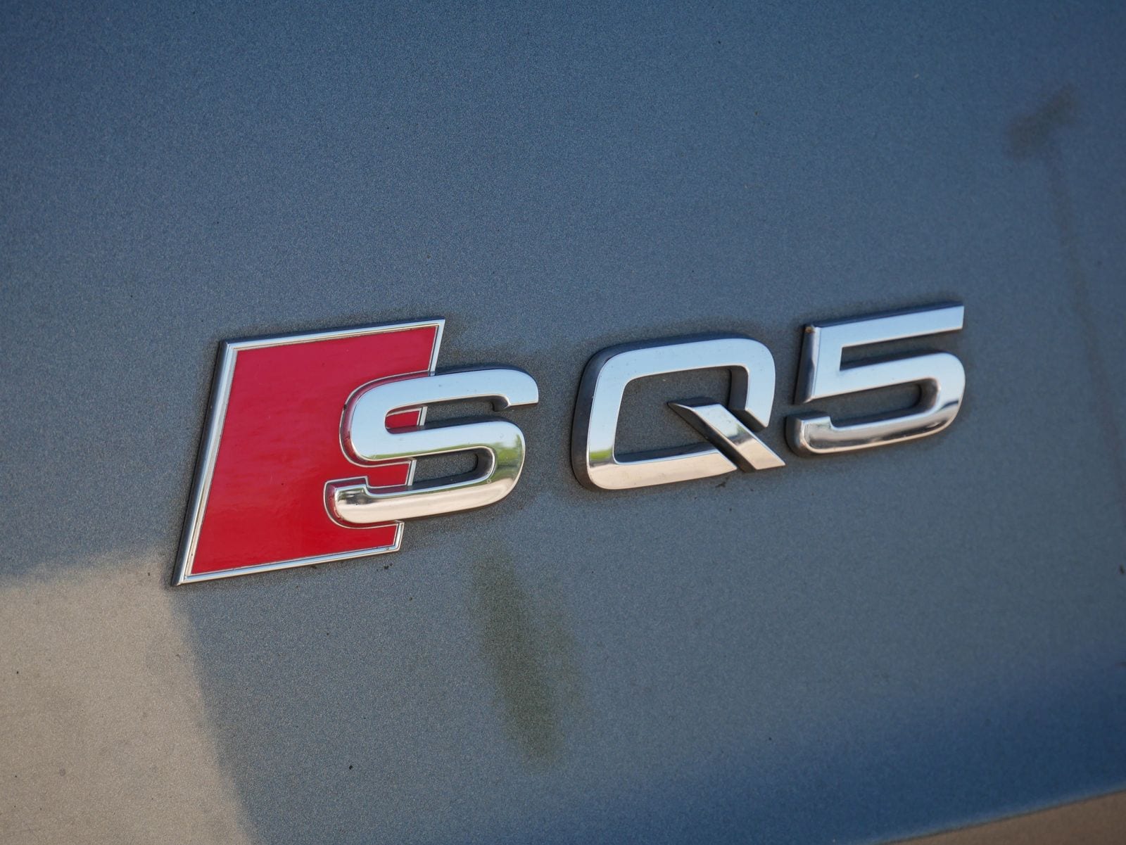 Thumbnail: 2018 Audi SQ5 - 10