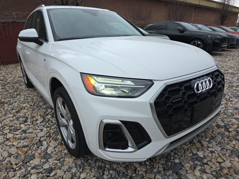 Thumbnail: 2023 Audi Q5 - 7