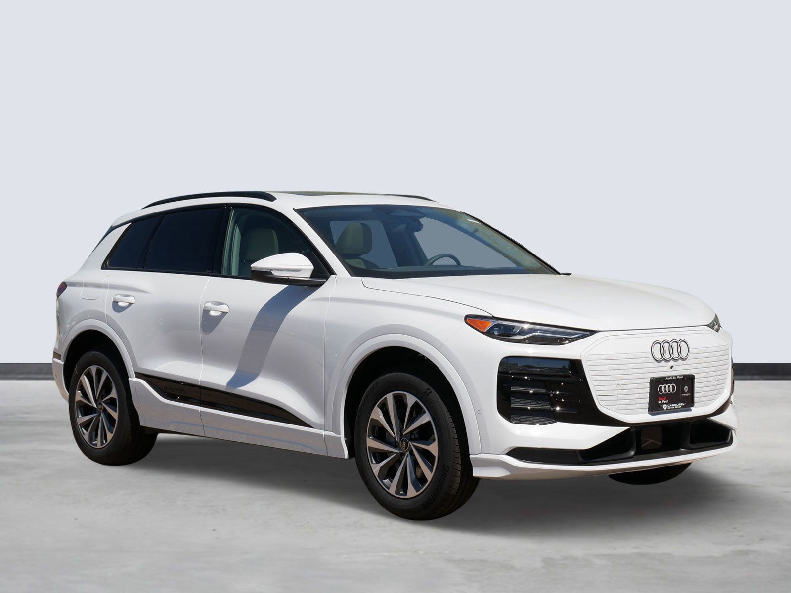 Thumbnail: 2025 Audi Q6 e-tron - 6