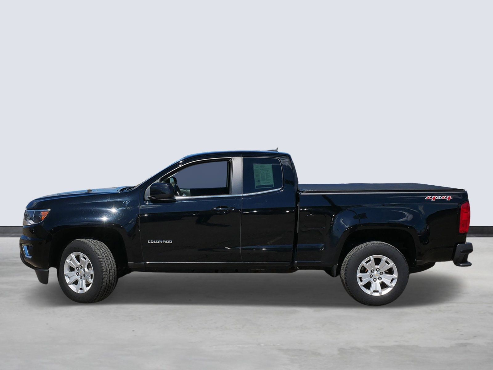 Thumbnail: 2017 Chevrolet Colorado - 2