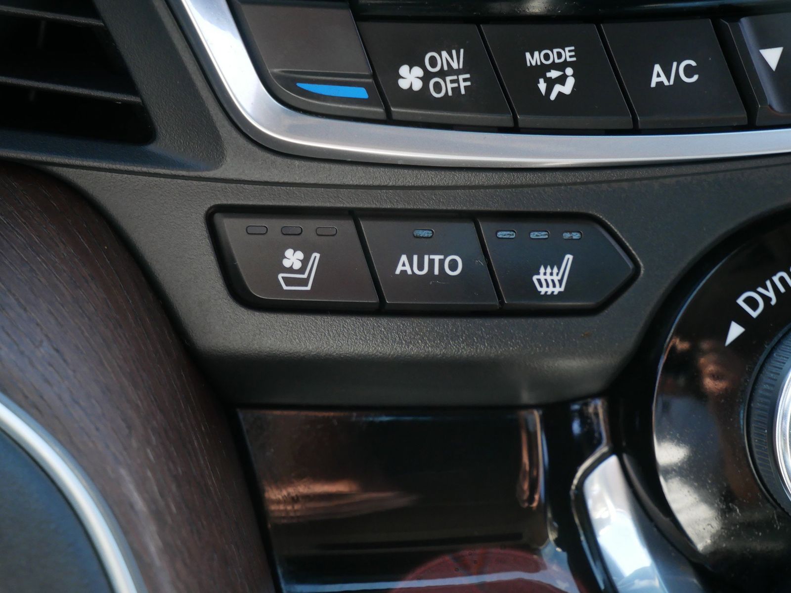 Thumbnail: 2022 Acura TLX - 19