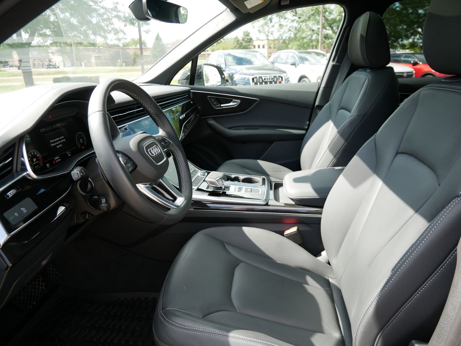 Thumbnail: 2025 Audi Q7 - 8