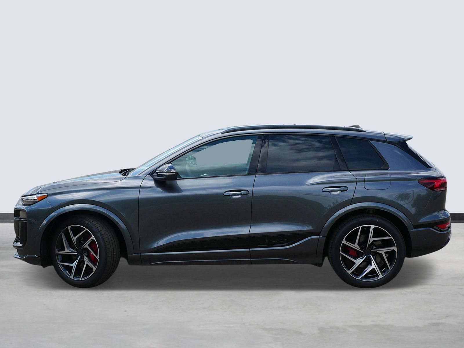 Thumbnail: 2027 Audi SQ6 e-tron - 2