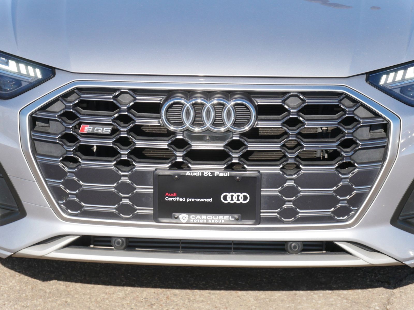 Thumbnail: 2023 Audi SQ5 - 8