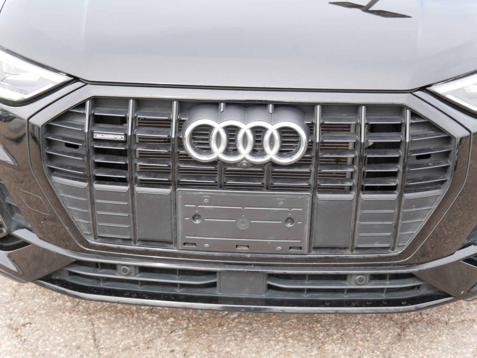 Thumbnail: 2023 Audi Q3 - 8