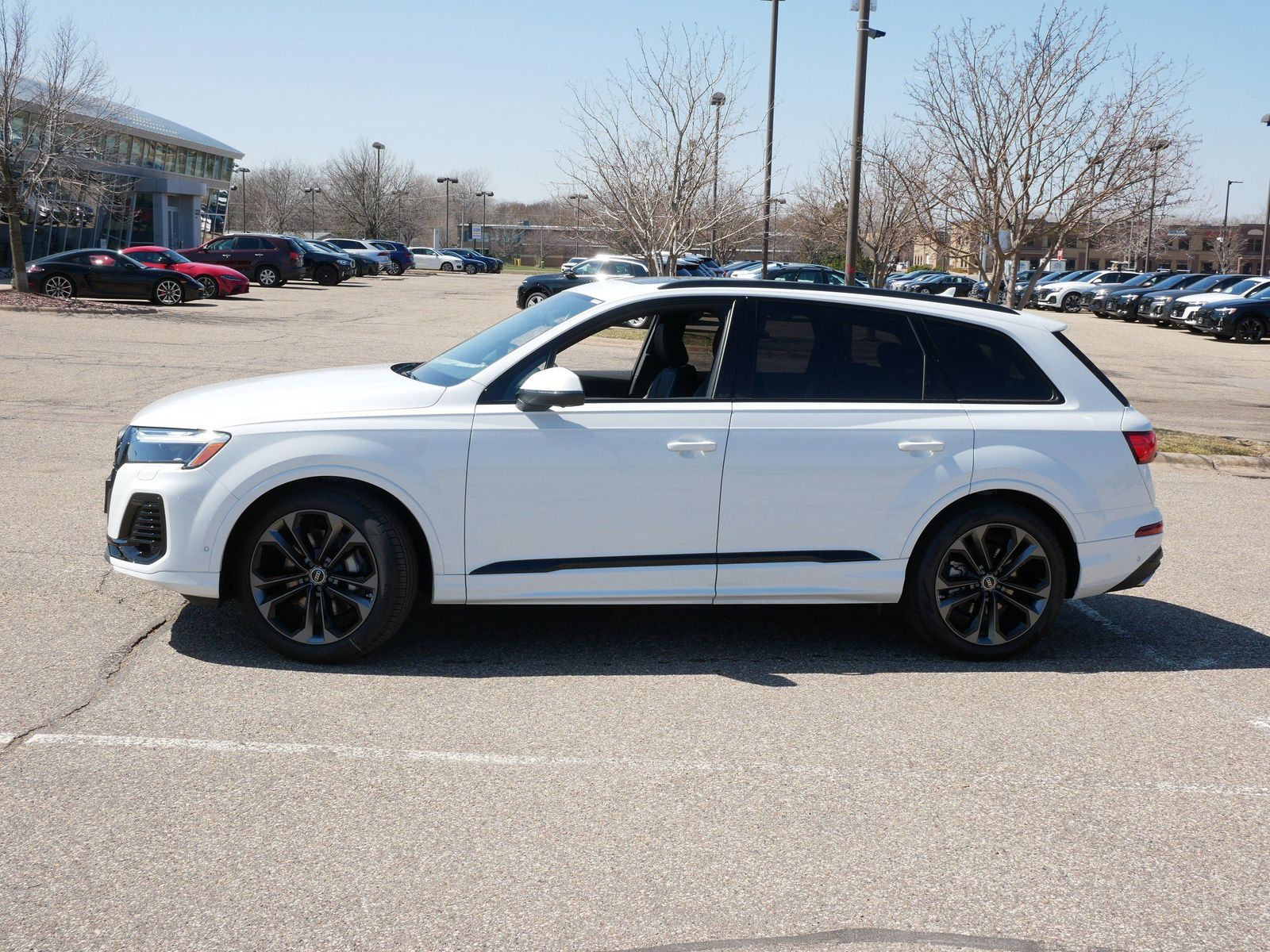 Thumbnail: 2026 Audi Q7 - 2
