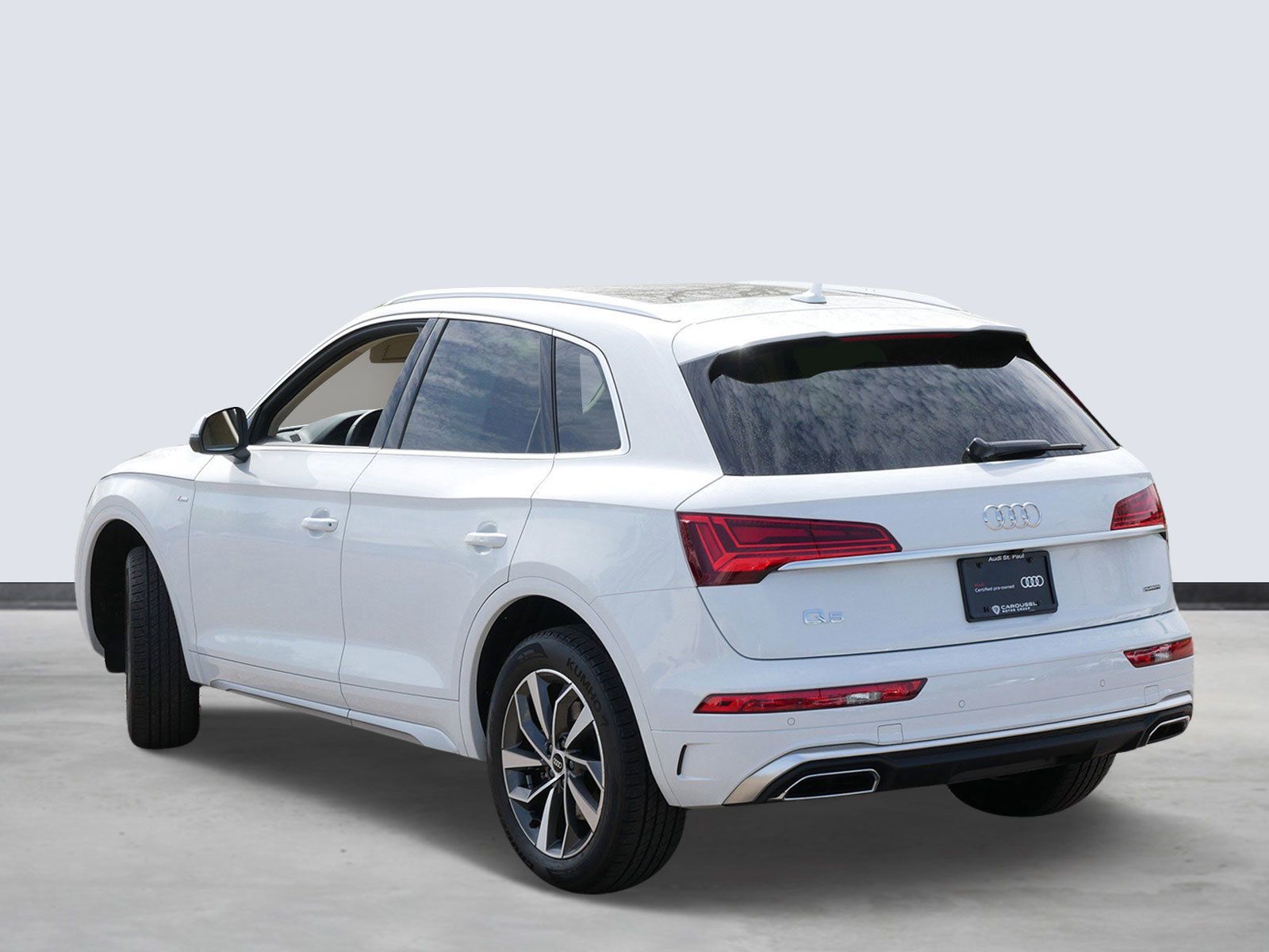 Thumbnail: 2023 Audi Q5 - 3