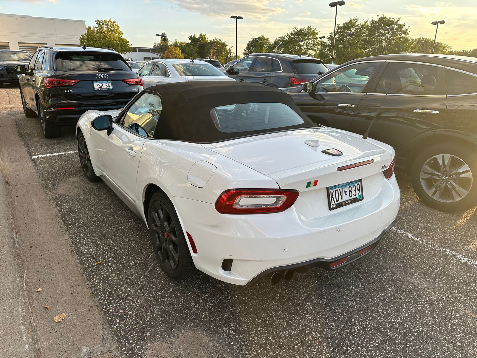 Used 2017 FIAT 124 Spider Abarth with VIN JC1NFAEK9H0117914 for sale in Saint Paul, Minnesota