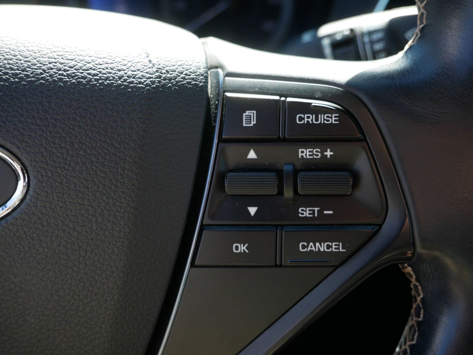 Thumbnail: 2015 Hyundai Sonata - 21