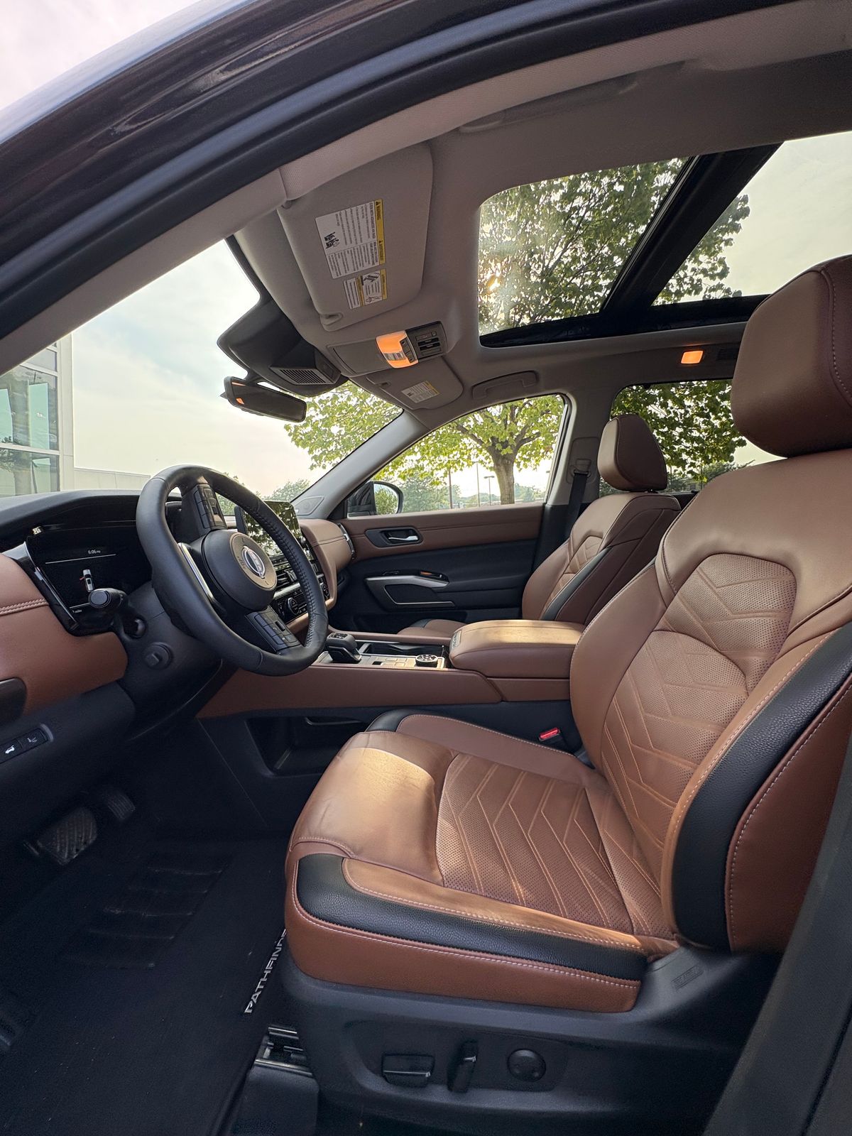 Thumbnail: 2024 Nissan Pathfinder - 4