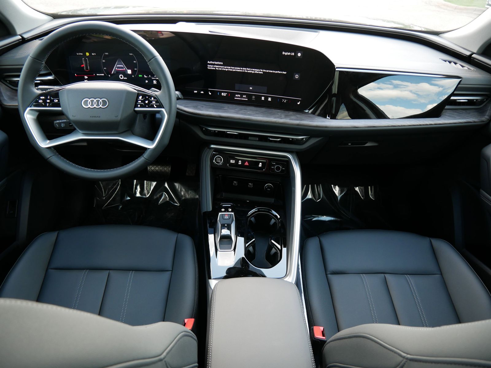 Thumbnail: 2025 Audi Q5 - 11