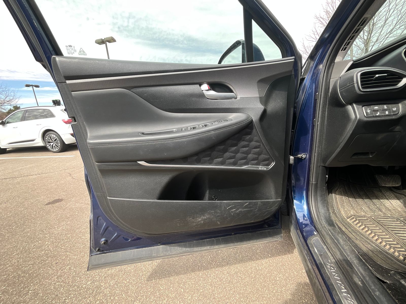 Thumbnail: 2019 Hyundai Santa Fe - 10