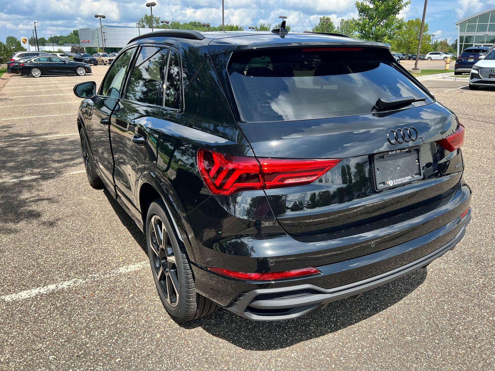 Thumbnail: 2025 Audi Q3 - 3