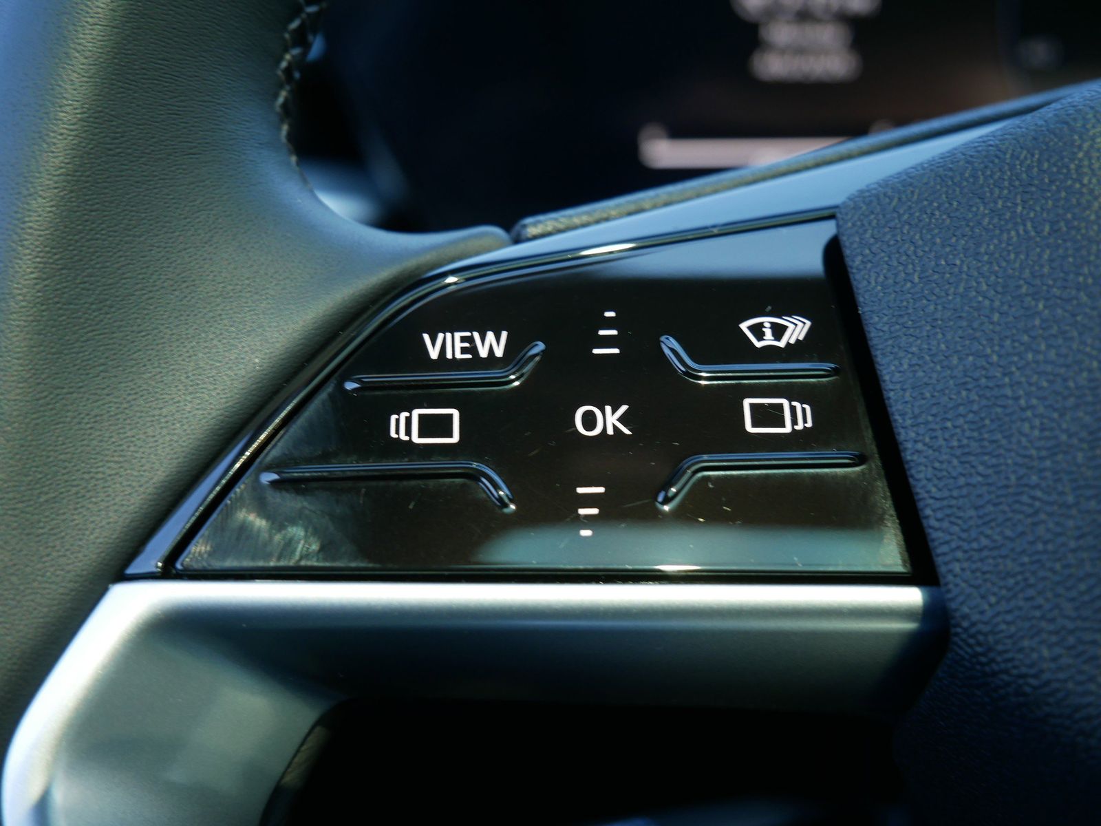 Thumbnail: 2025 Audi A5 - 17