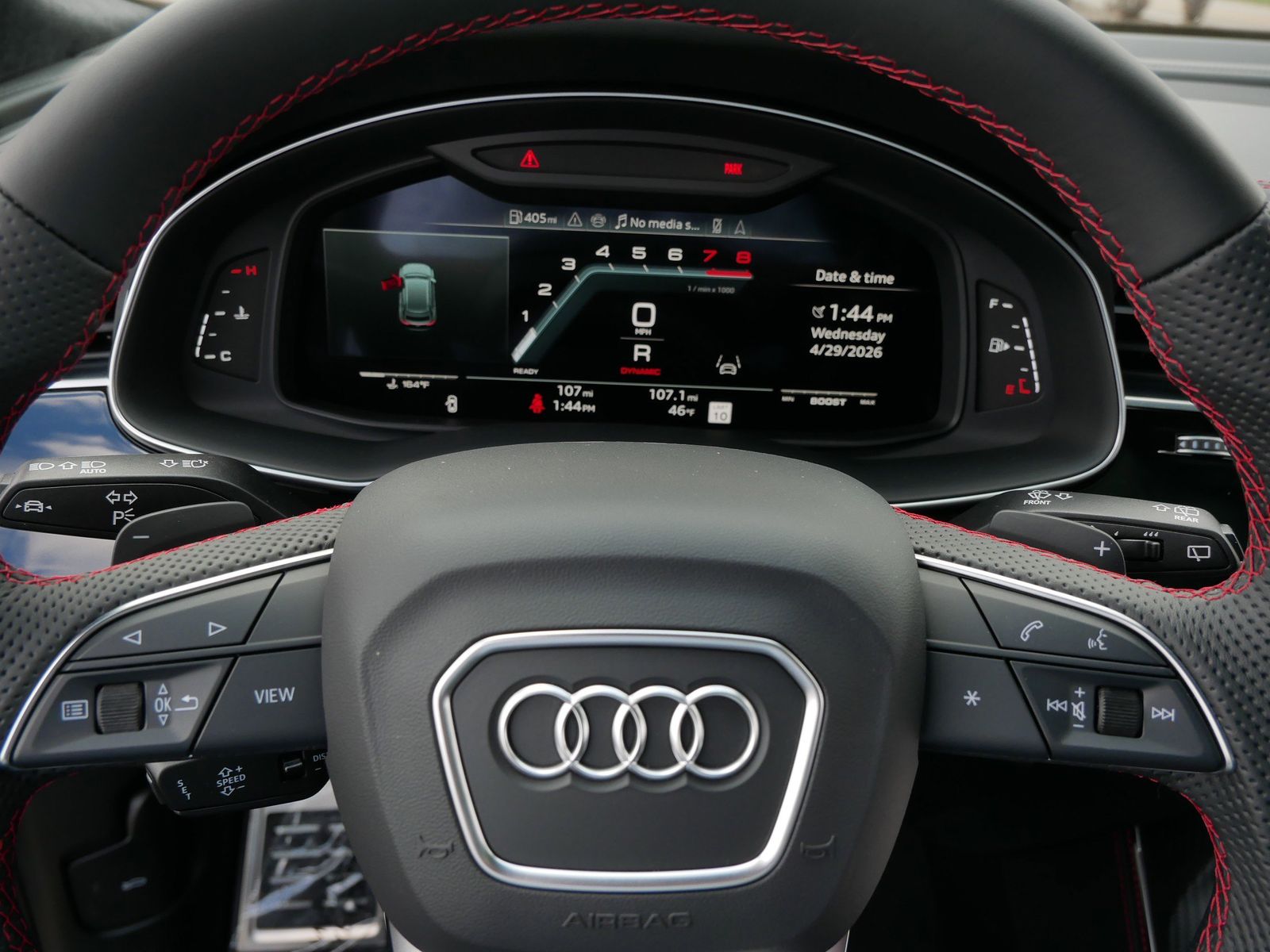 Thumbnail: 2026 Audi SQ8 - 26