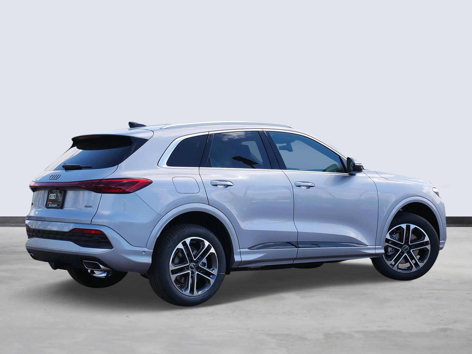 Thumbnail: 2026 Audi Q5 - 5
