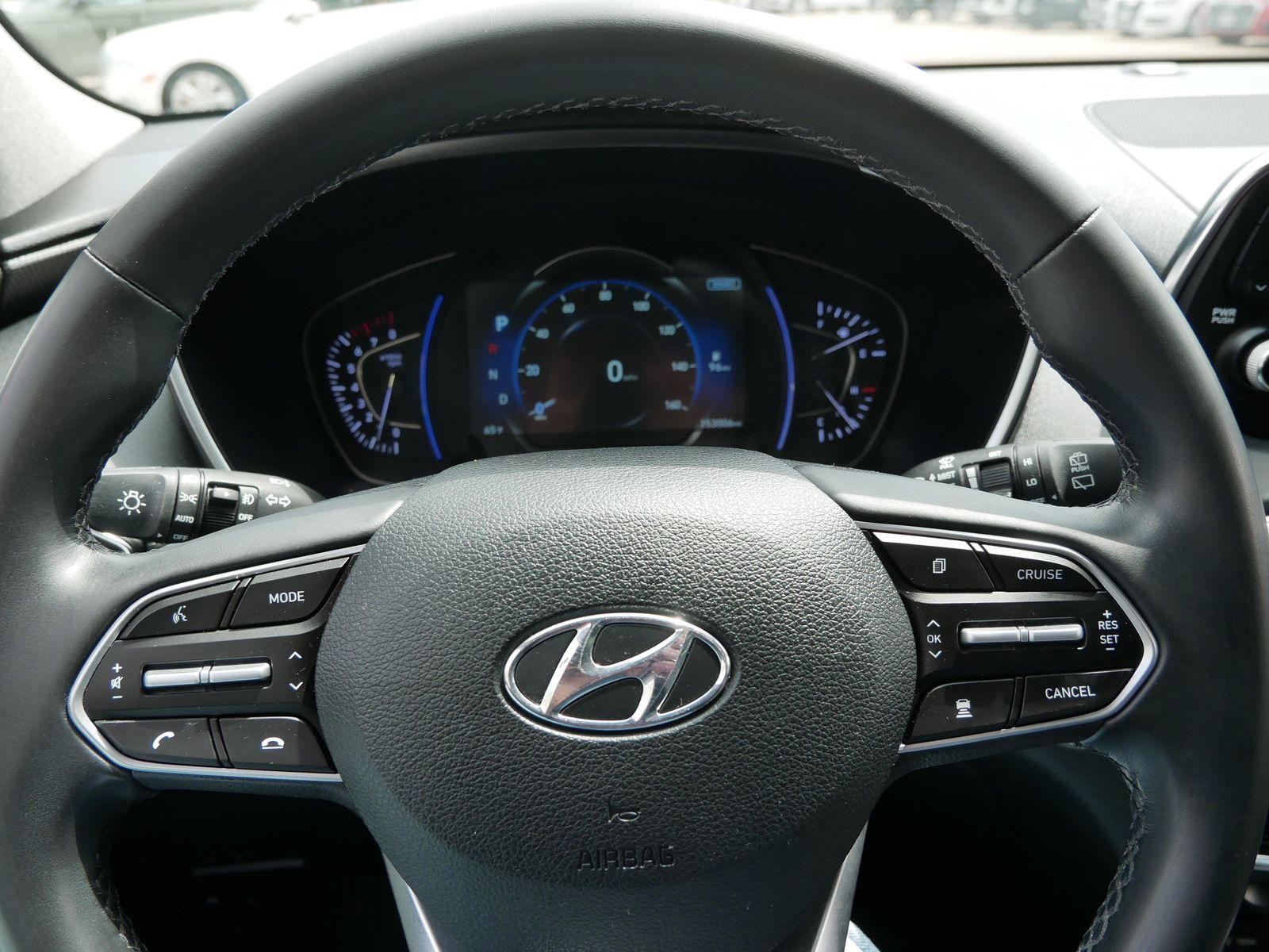 Thumbnail: 2019 Hyundai Santa Fe - 24