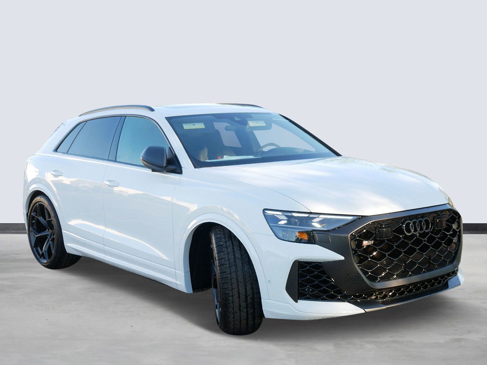 Thumbnail: 2026 Audi RS Q8 - 6