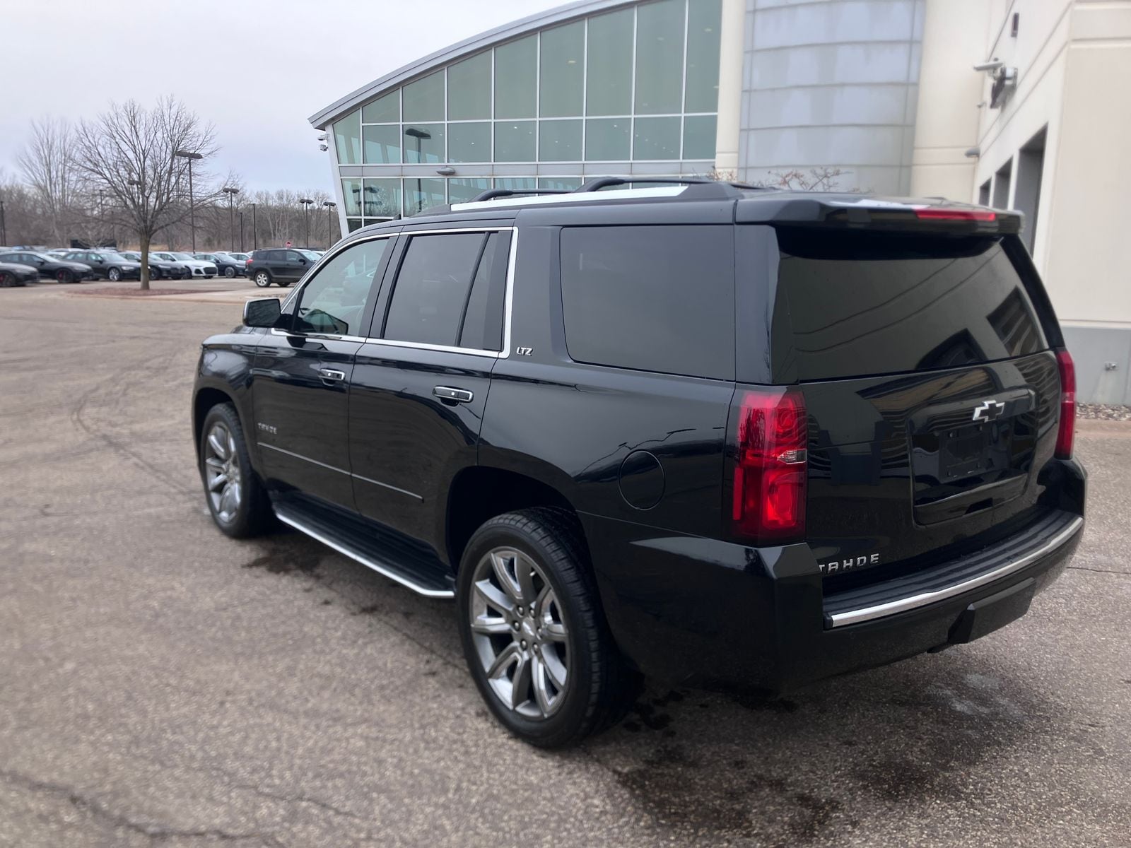 Thumbnail: 2016 Chevrolet Tahoe - 6