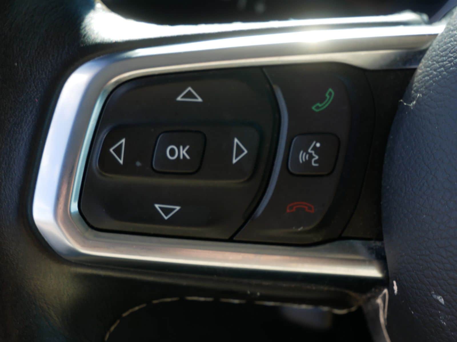 Thumbnail: 2018 Jeep Wrangler - 15