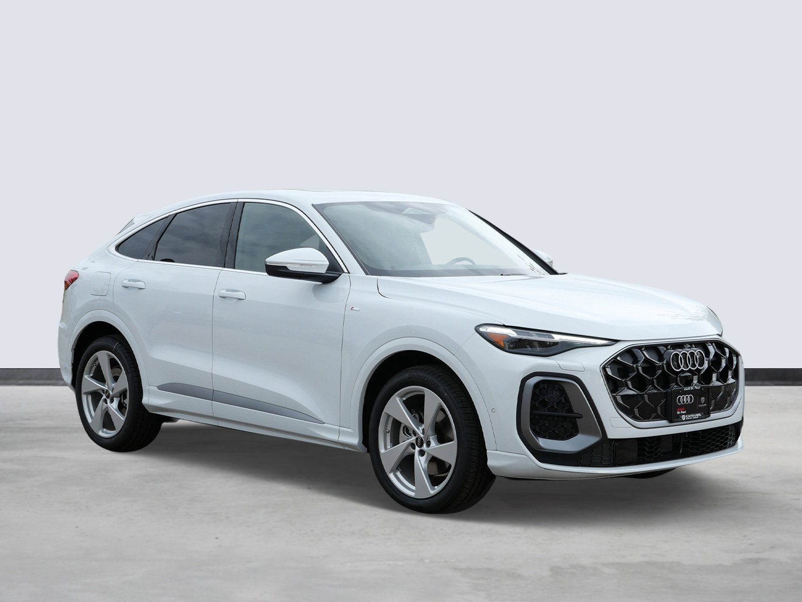 Thumbnail: 2025 Audi Q5 - 6