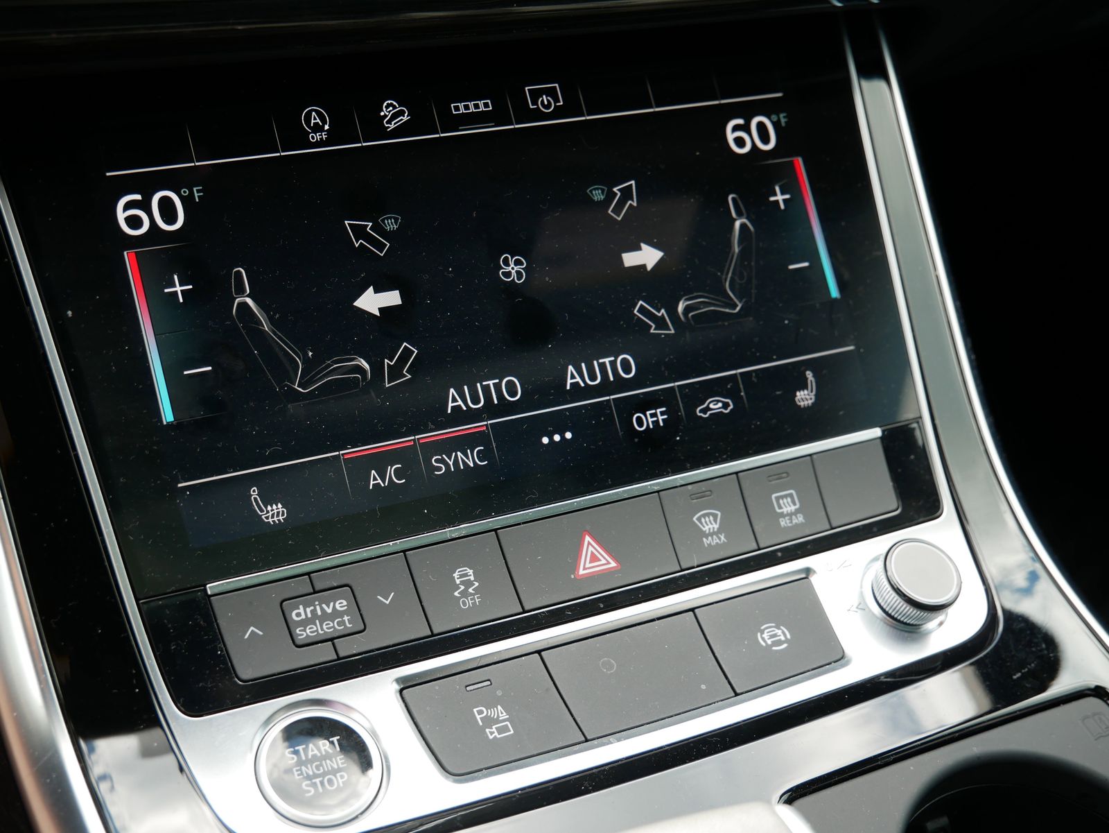 Thumbnail: 2025 Audi Q7 - 20