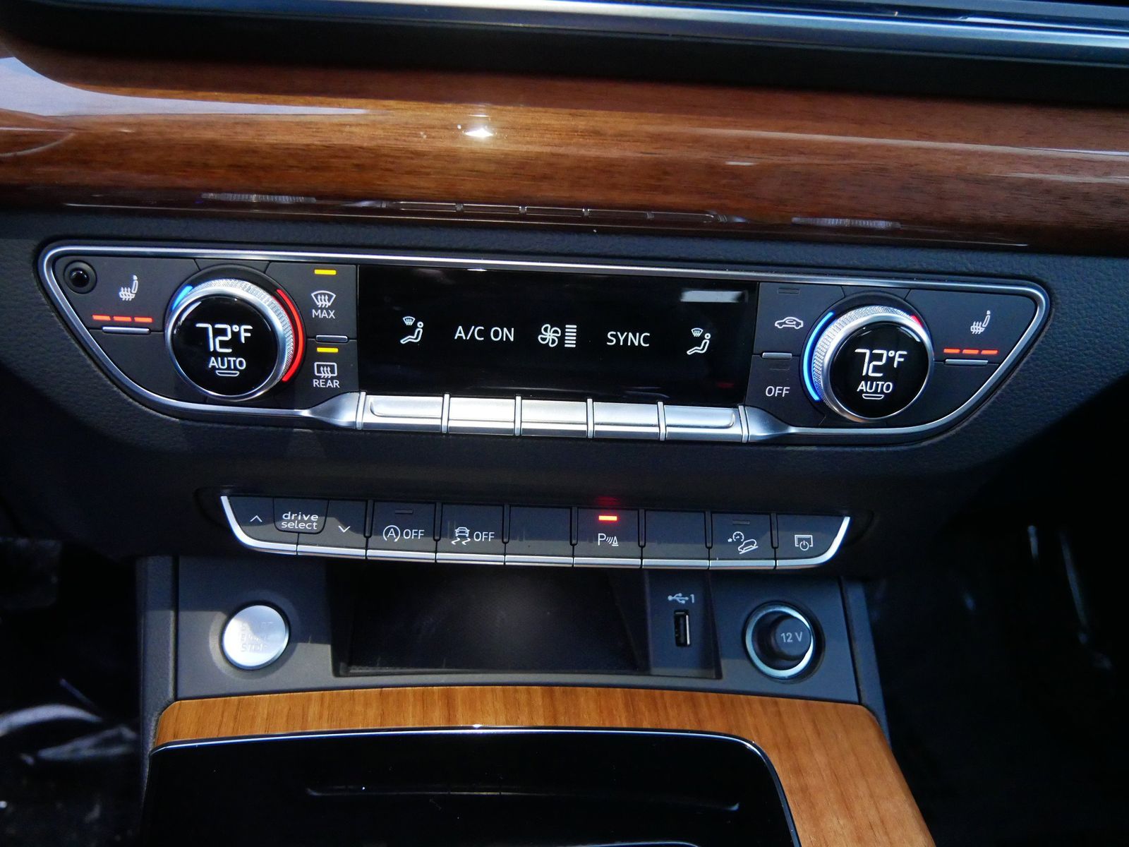 Thumbnail: 2021 Audi Q5 - 19