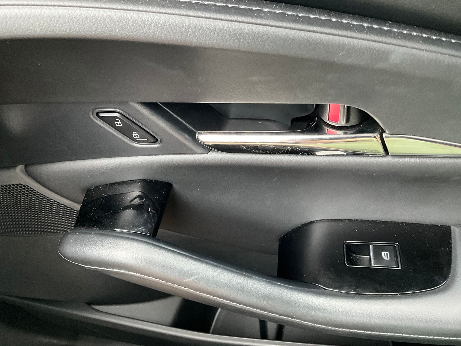 Thumbnail: 2022 Mazda CX-30 - 18