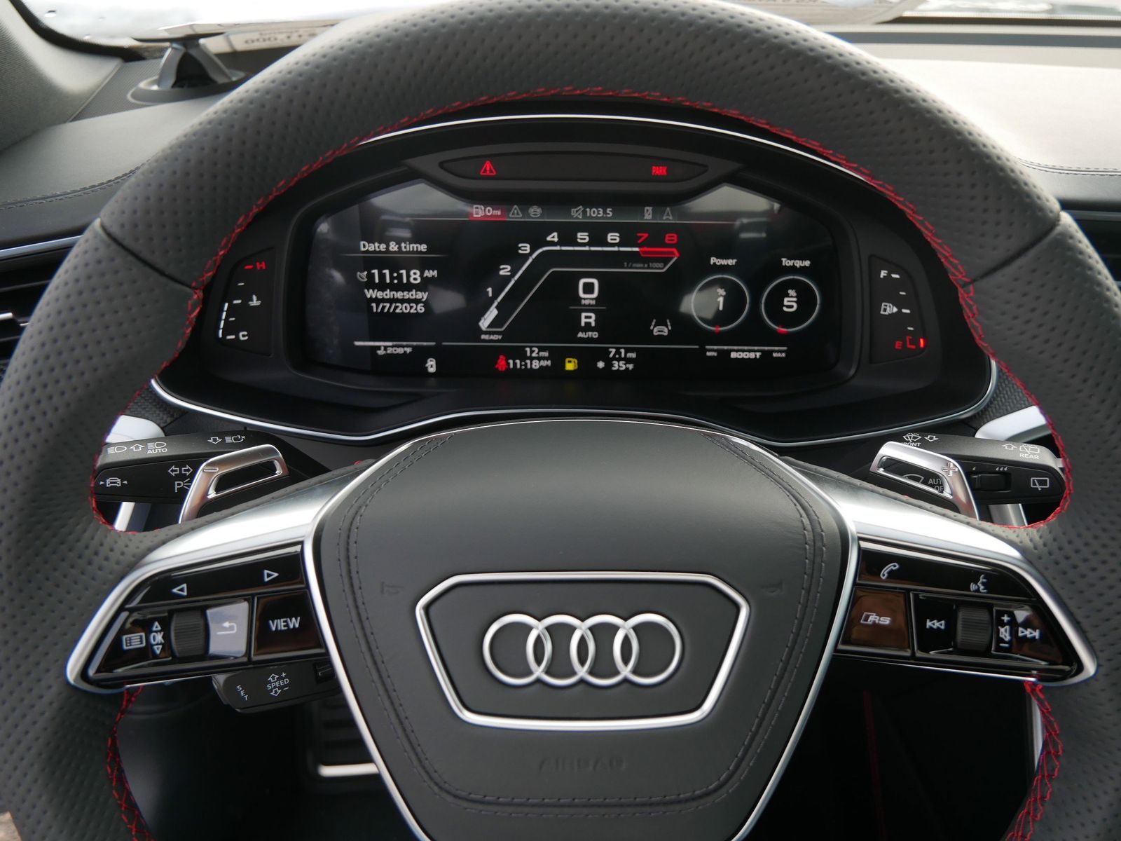 Thumbnail: 2026 Audi RS 6 - 25