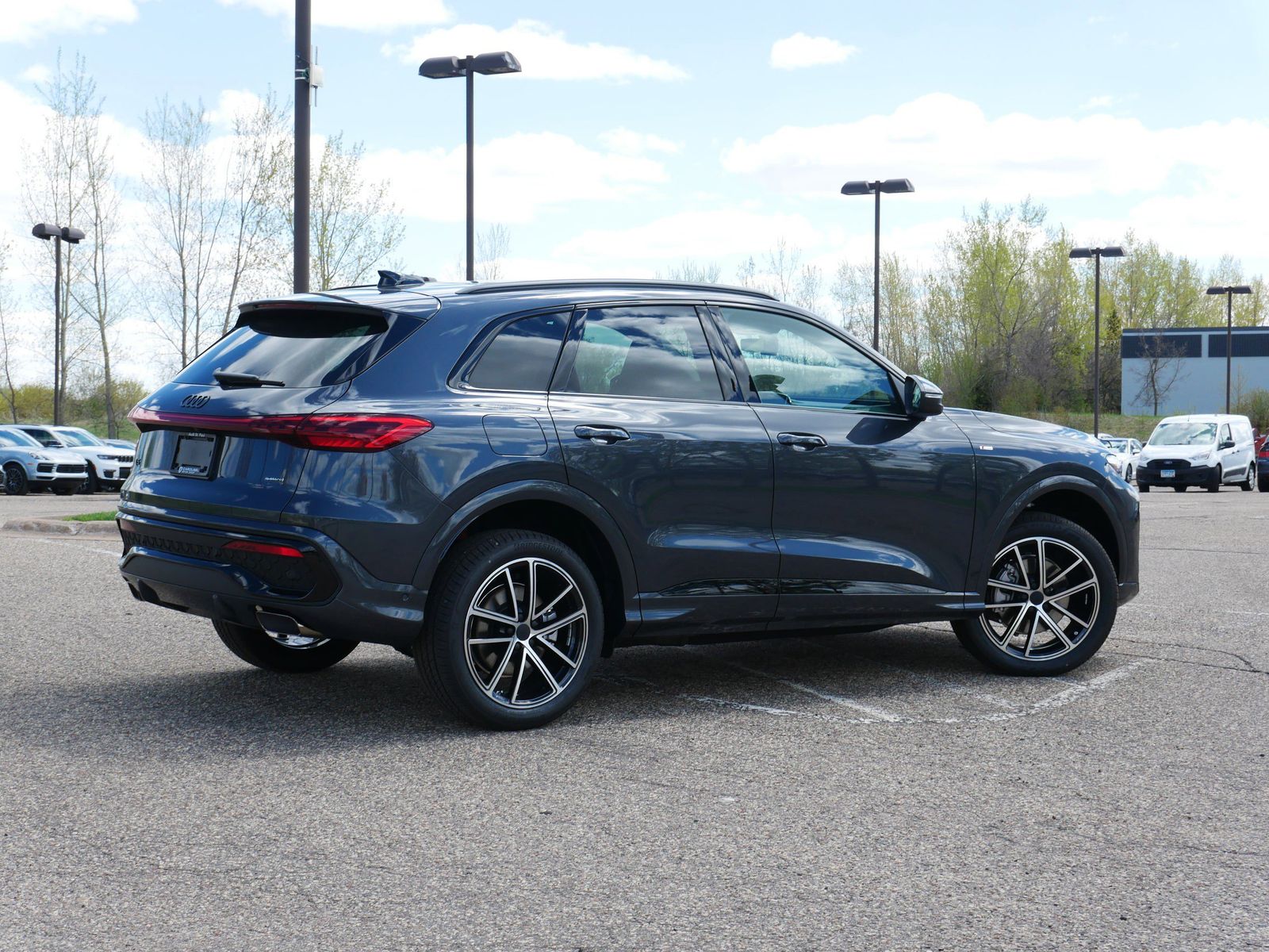 Thumbnail: 2026 Audi Q5 - 4