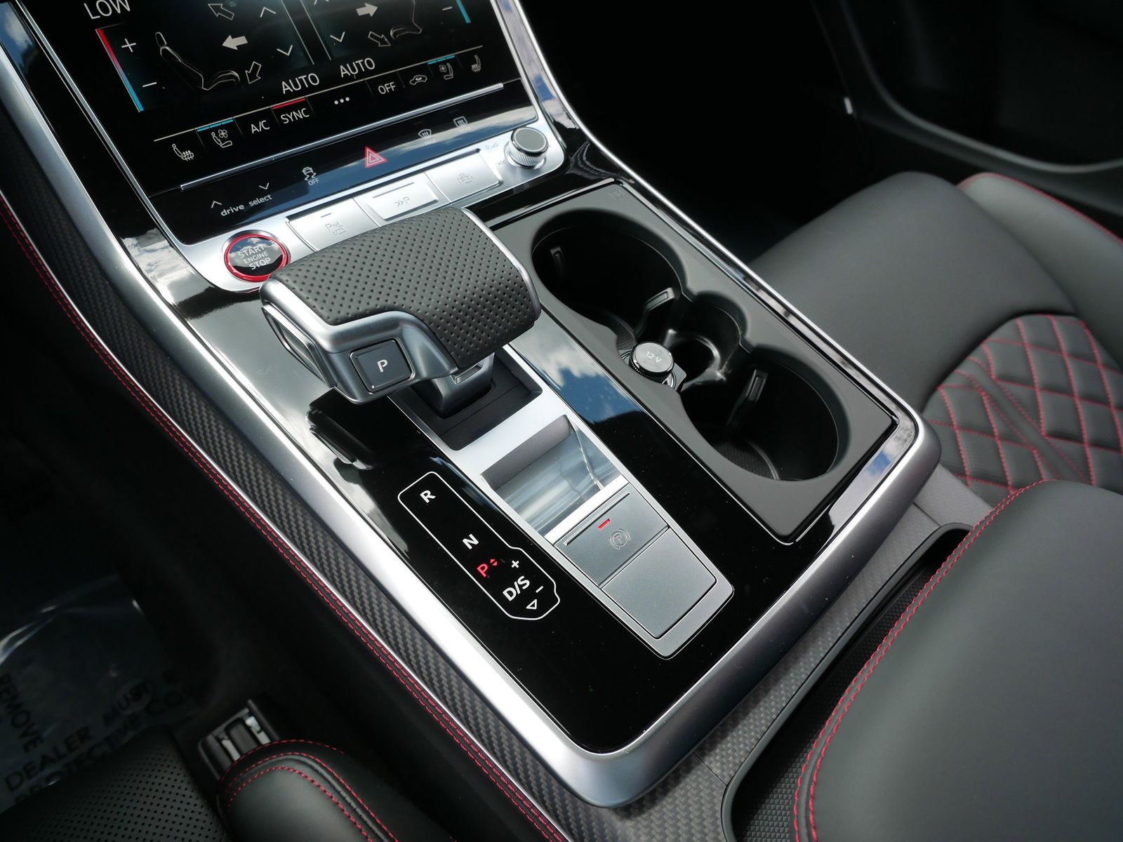 Thumbnail: 2026 Audi SQ8 - 18