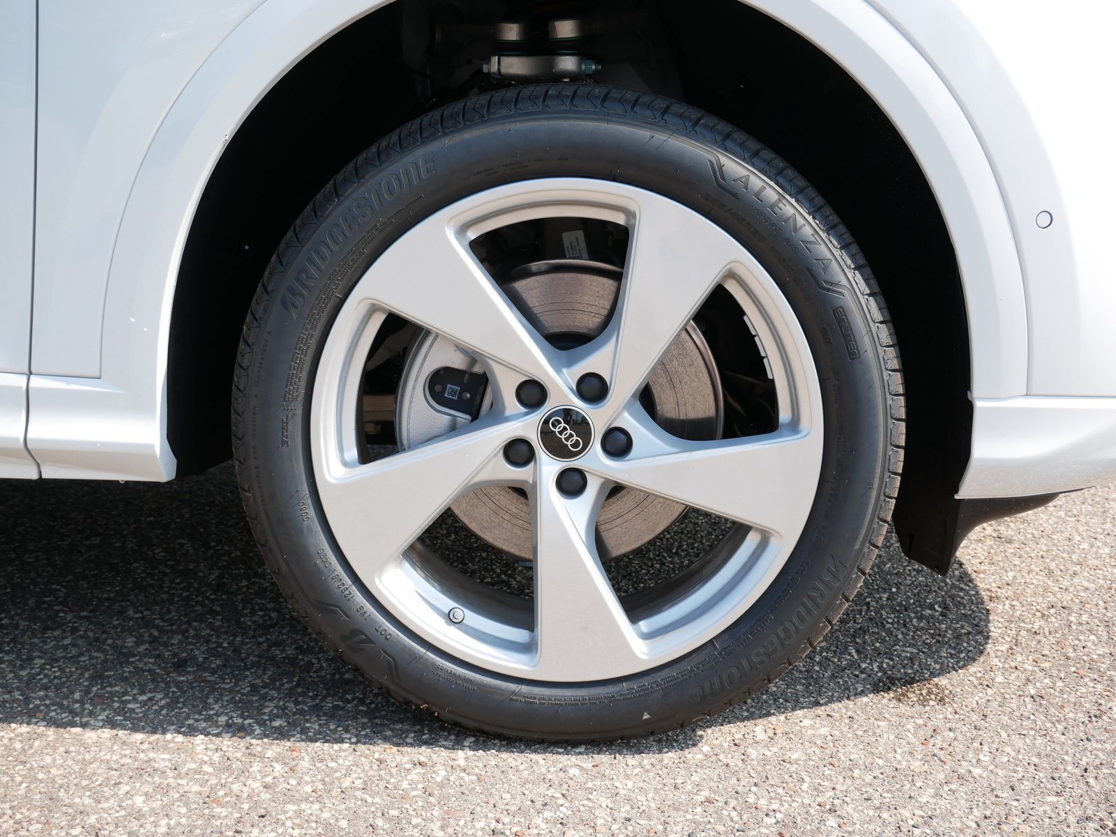 Thumbnail: 2025 Audi Q5 - 7