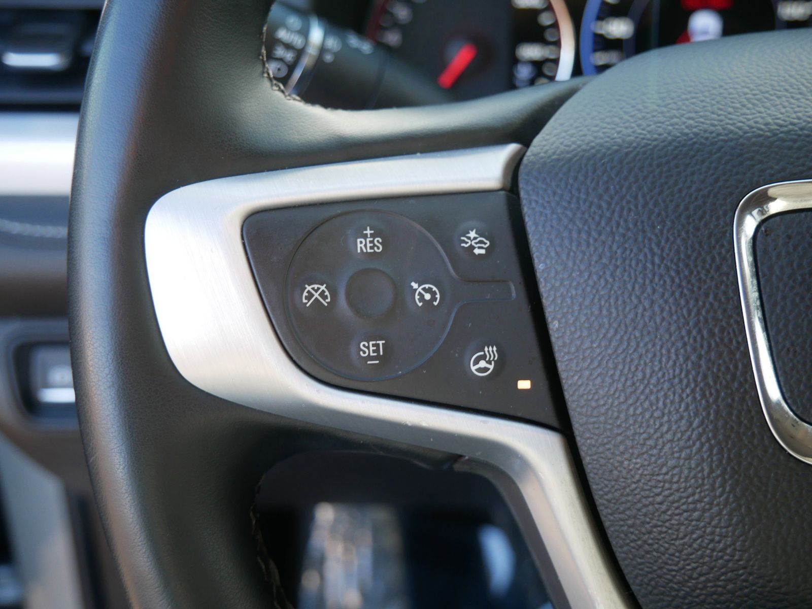 Thumbnail: 2023 GMC Acadia - 28