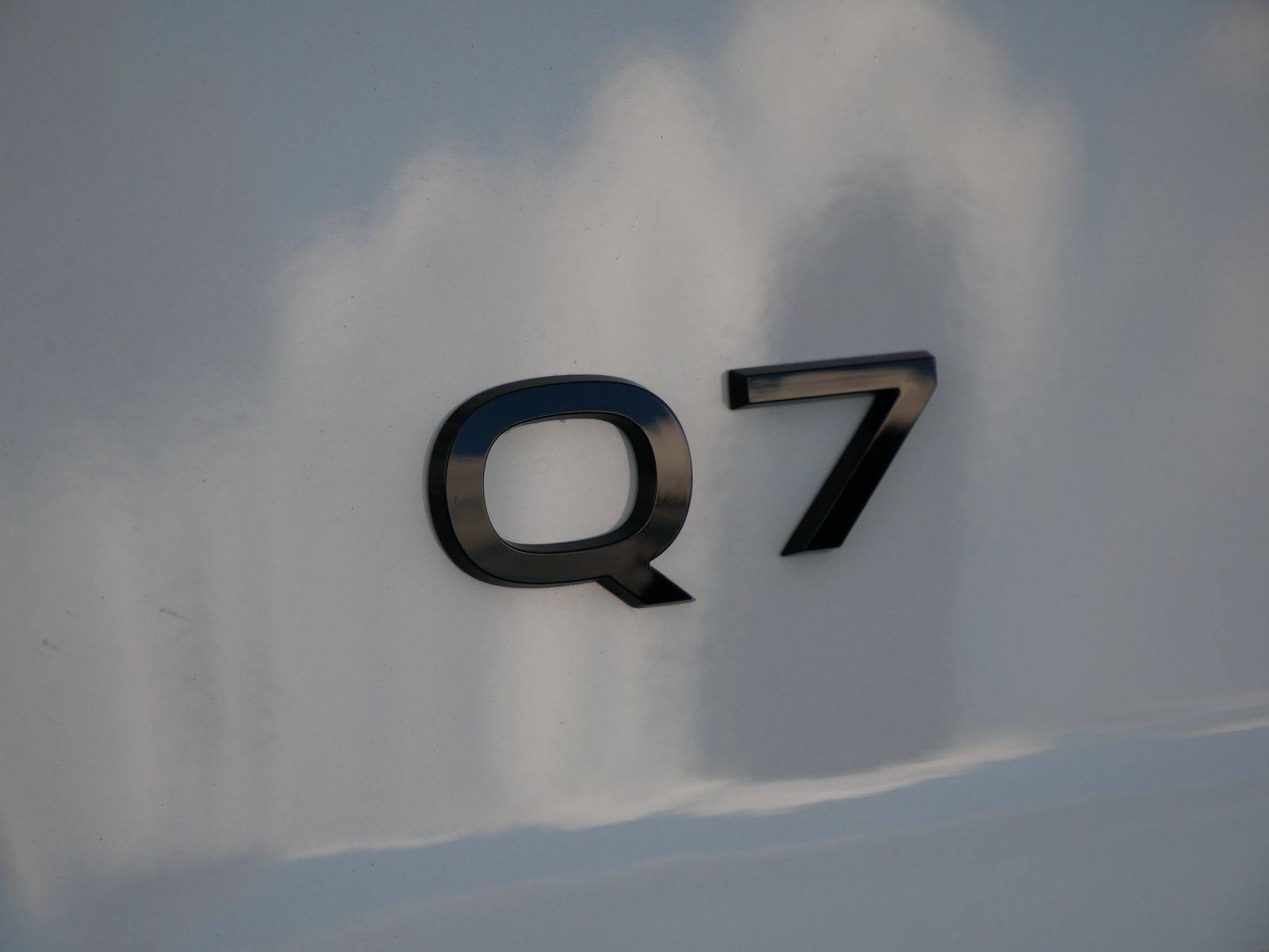Thumbnail: 2025 Audi Q7 - 10