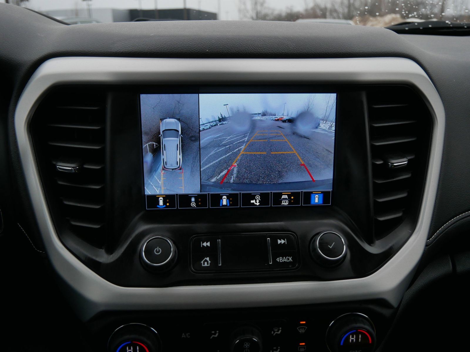 Thumbnail: 2023 GMC Acadia - 16