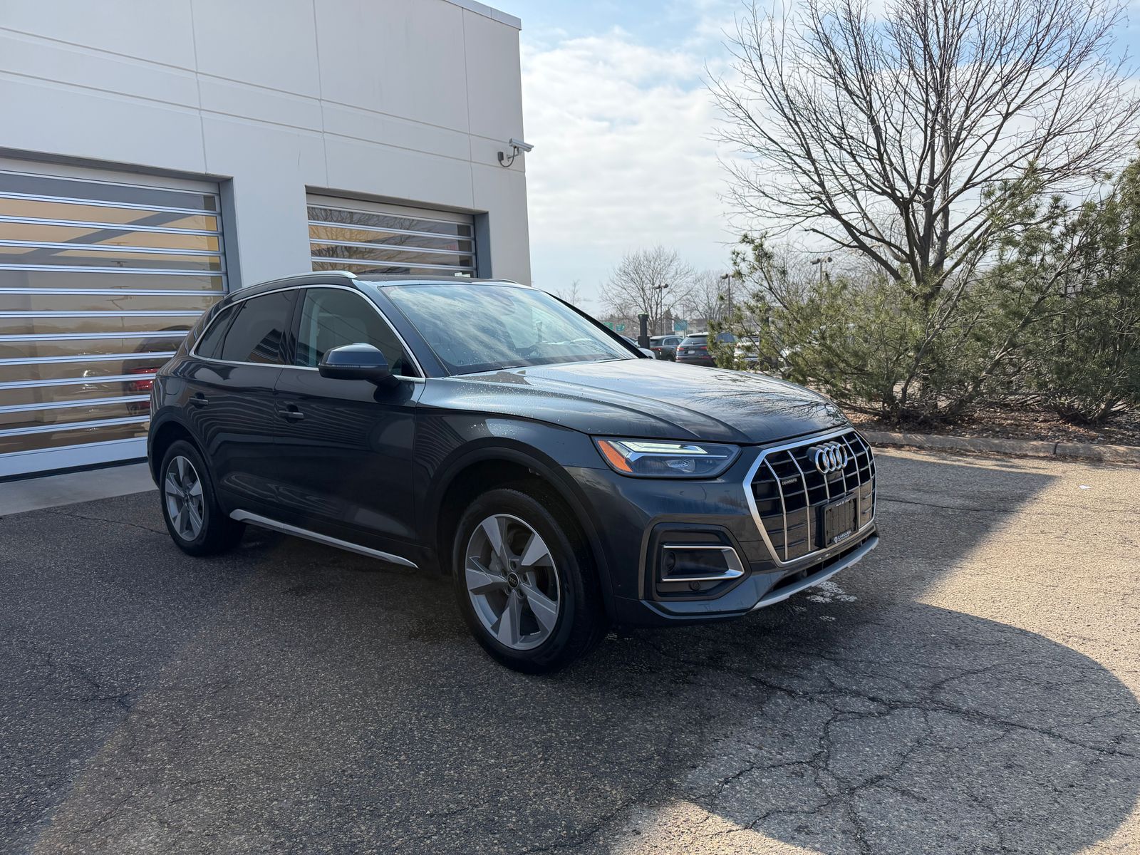 Thumbnail: 2023 Audi Q5 - 6