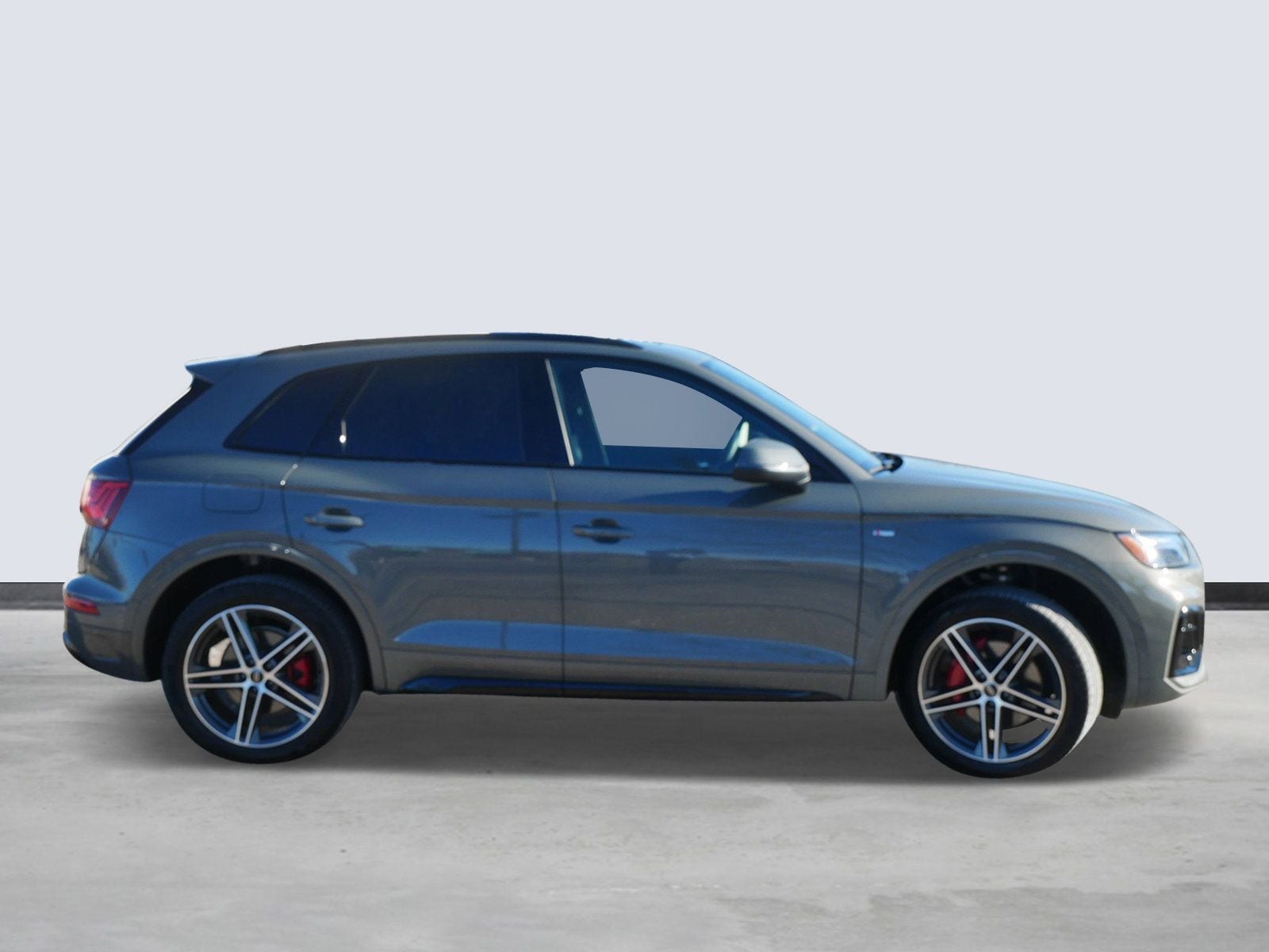 Thumbnail: 2025 Audi Q5 - 5