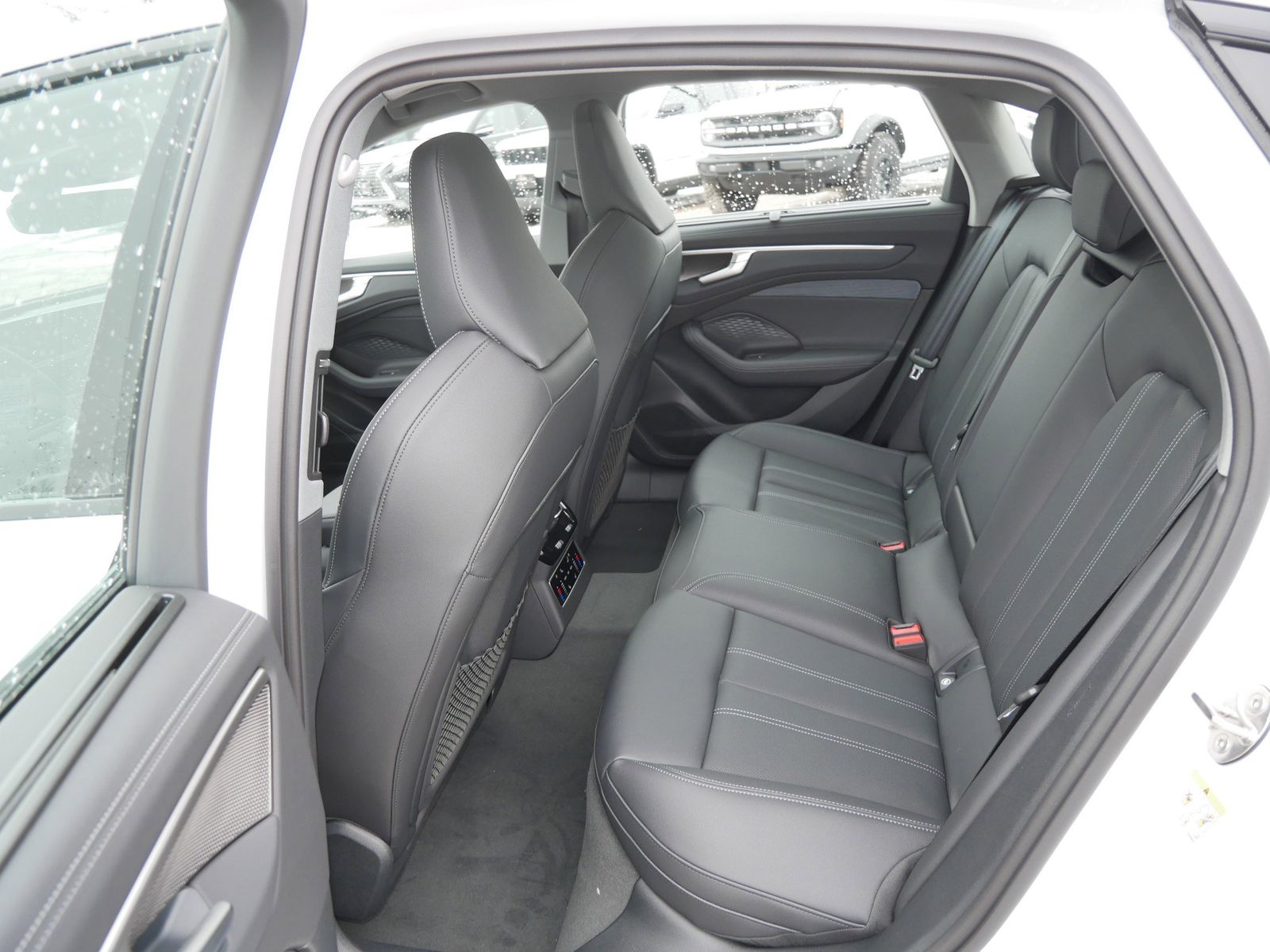 Thumbnail: 2026 Audi A6 - 10