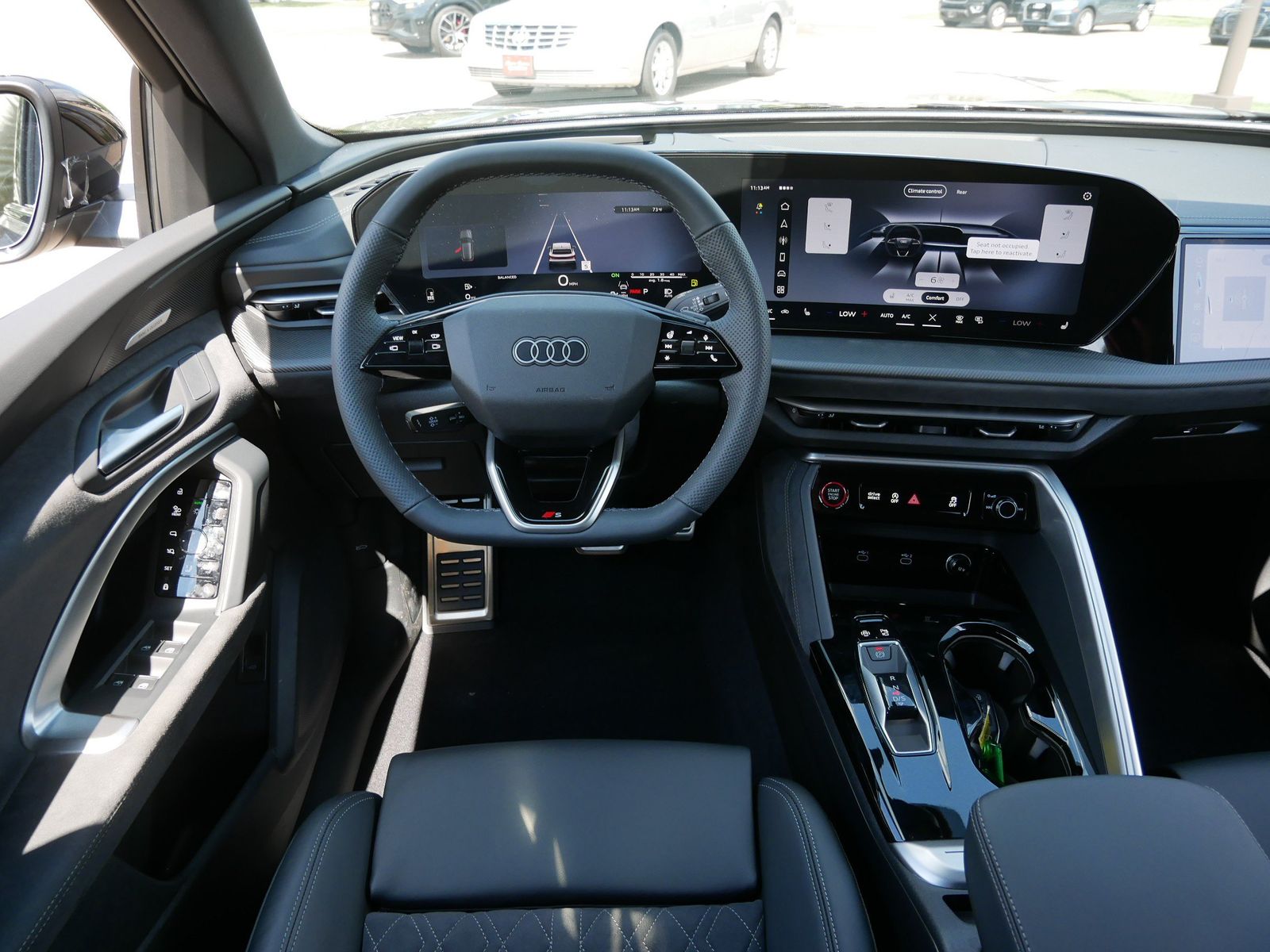Thumbnail: 2026 Audi SQ5 - 10