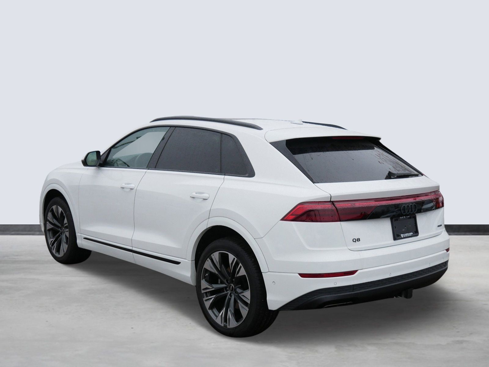 Thumbnail: 2025 Audi Q8 - 3