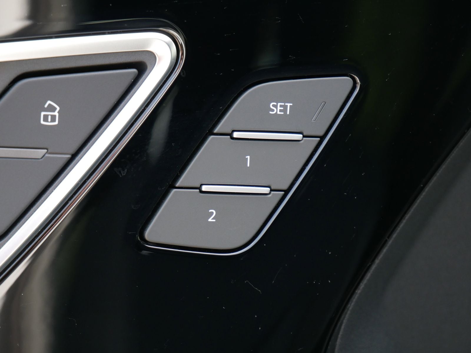 2023 Audi Q4 e-tron Prestige 16