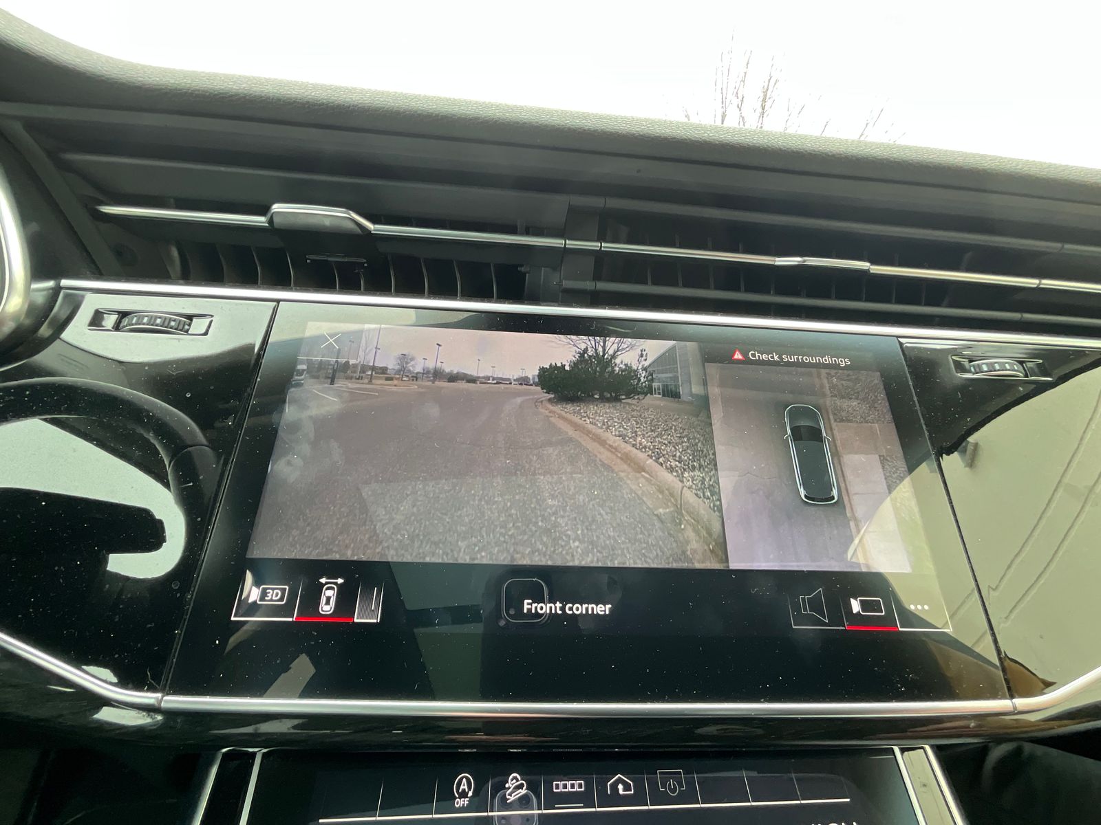 Thumbnail: 2023 Audi Q7 - 14