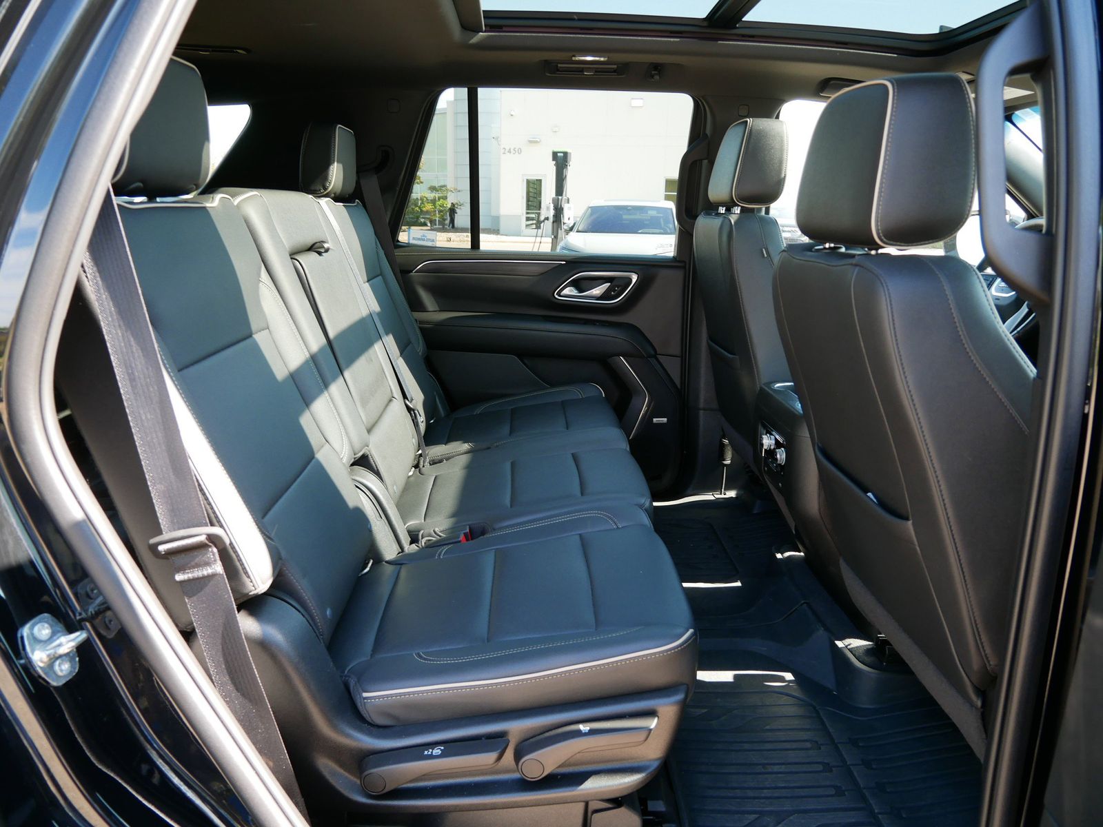 Thumbnail: 2022 GMC Yukon - 12