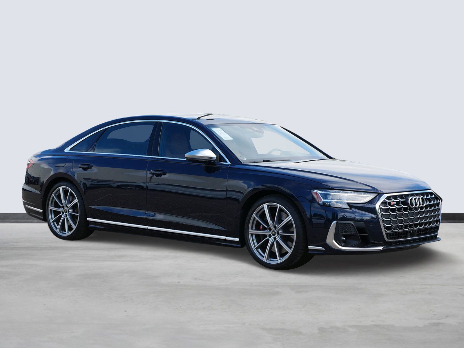 Thumbnail: 2025 Audi S8 - 6