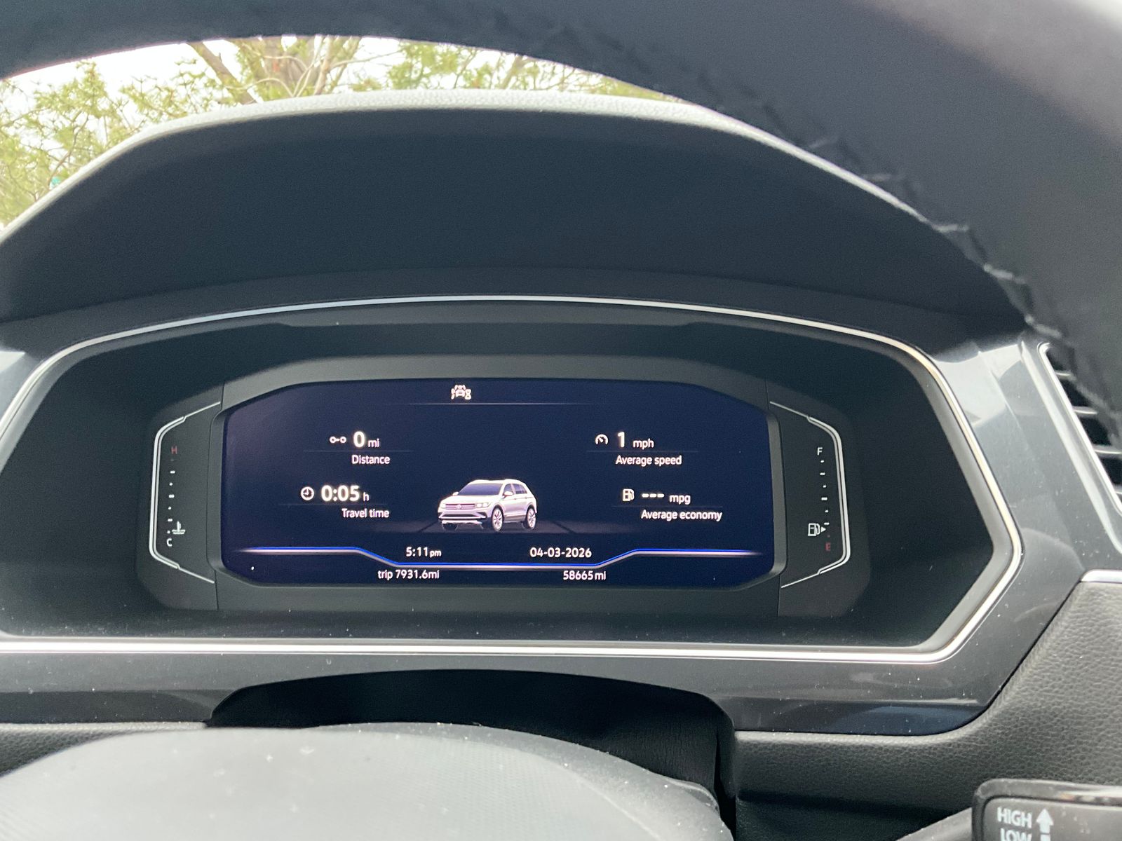 Thumbnail: 2022 Volkswagen Tiguan - 14